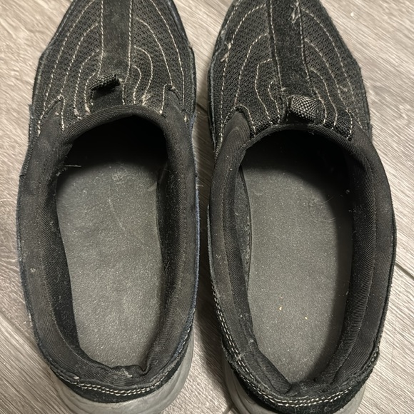 Sporto Slip on Slides - Picture 5 of 6